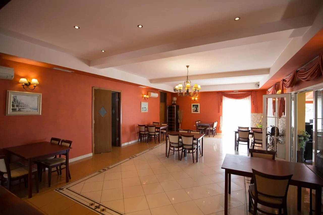 Hotel Villa Tamaris Palit