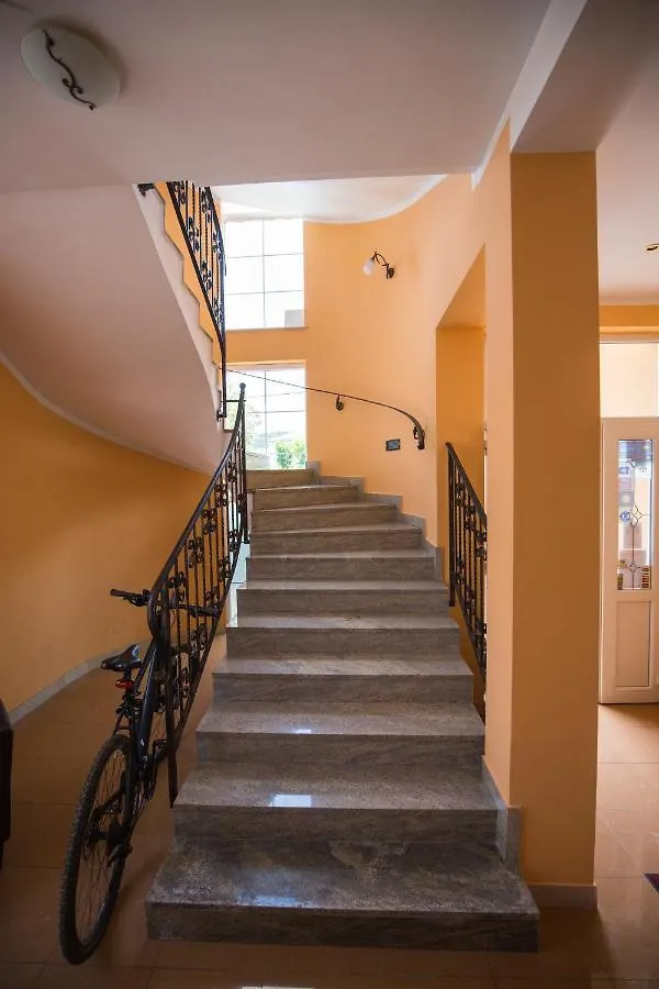 Villa Tamaris Palit 3*,  Croatia