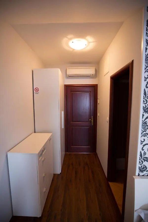 *** Hotel Villa Tamaris Palit Croatia