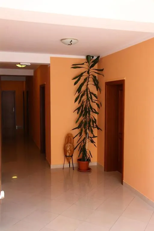 *** Szálloda Villa Tamaris Palit Horvátország